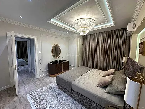 Kirayə verilir 4 otaqlı mənzil 160 m²