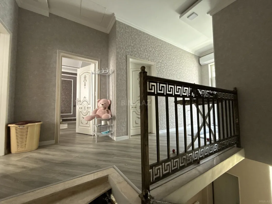Satılır 4 otaqlı həyət evi 132 m²