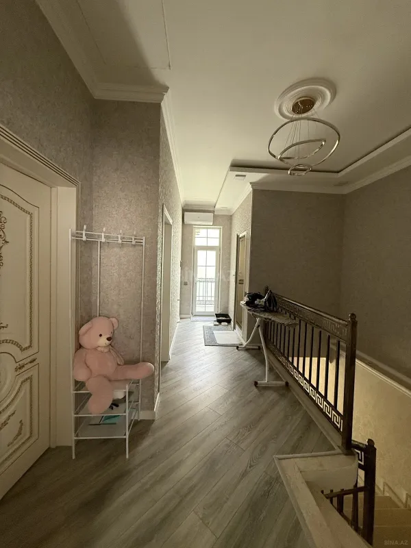 Satılır 4 otaqlı həyət evi 132 m²