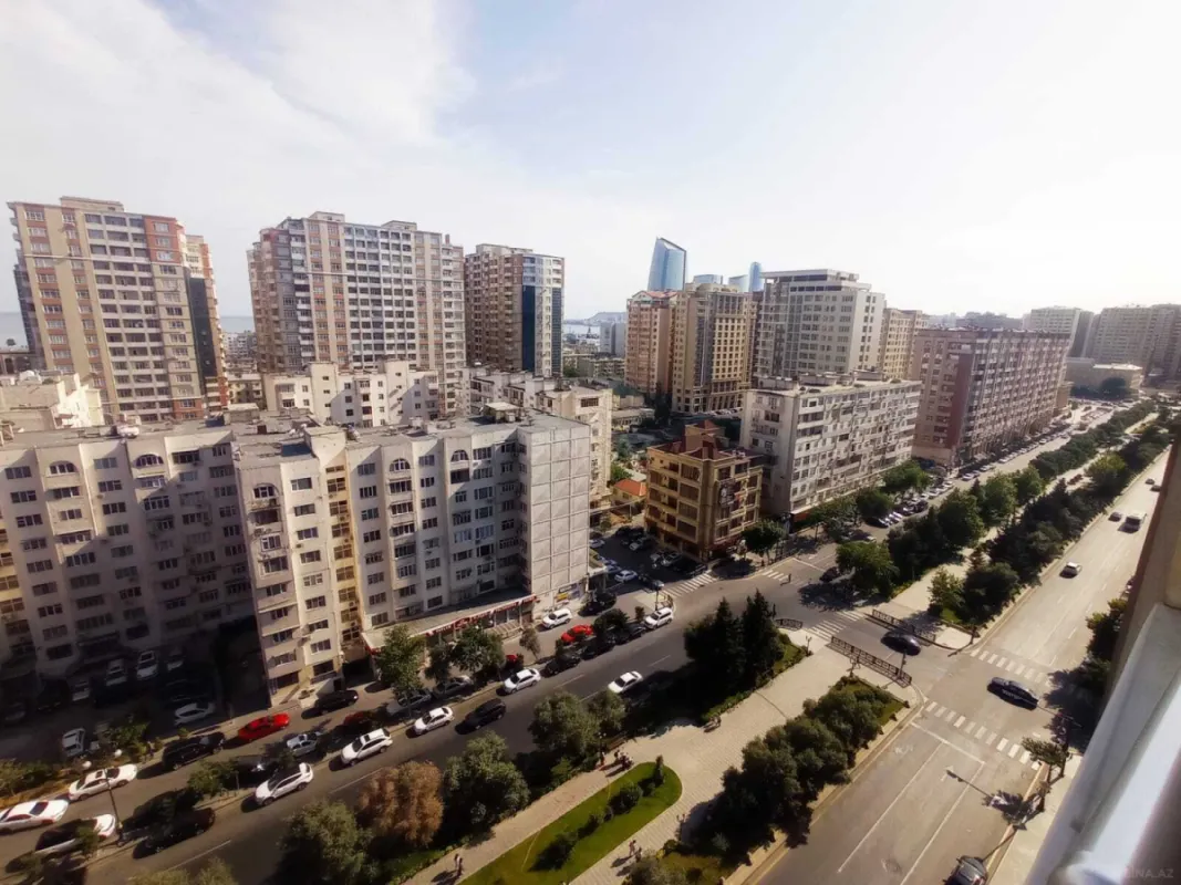 Kirayə verilir 2 otaqlı mənzil 90 m²