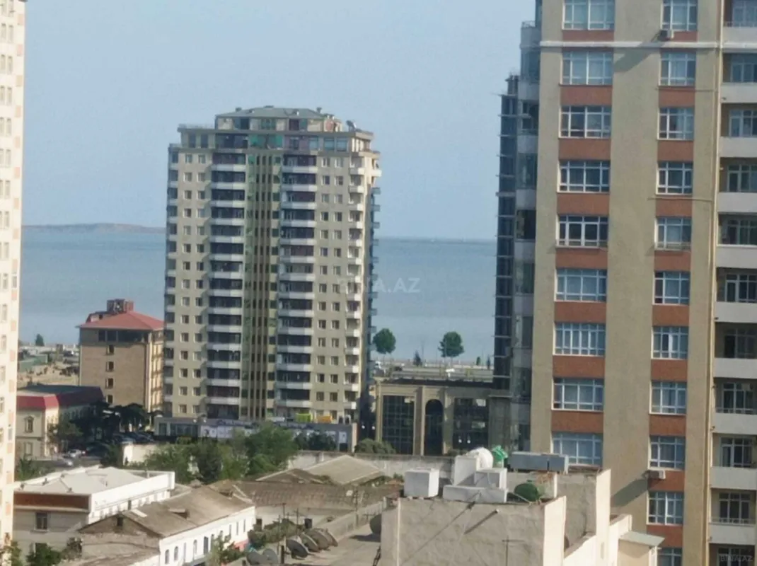 Kirayə verilir 2 otaqlı mənzil 90 m²