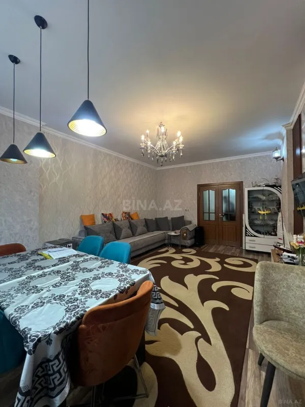 Satılır 3 otaqlı mənzil 120 m²