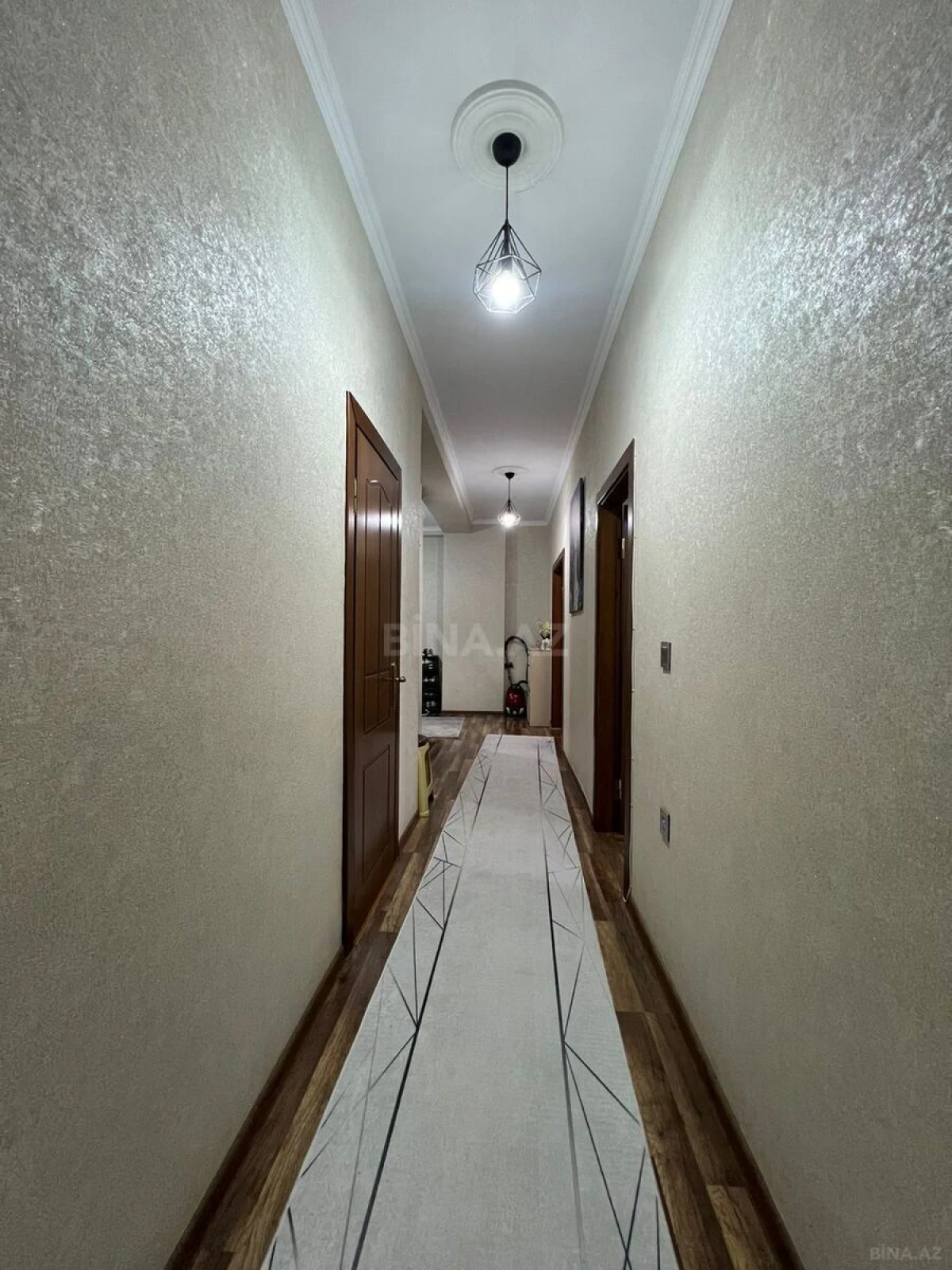 Satılır 3 otaqlı mənzil 120 m²