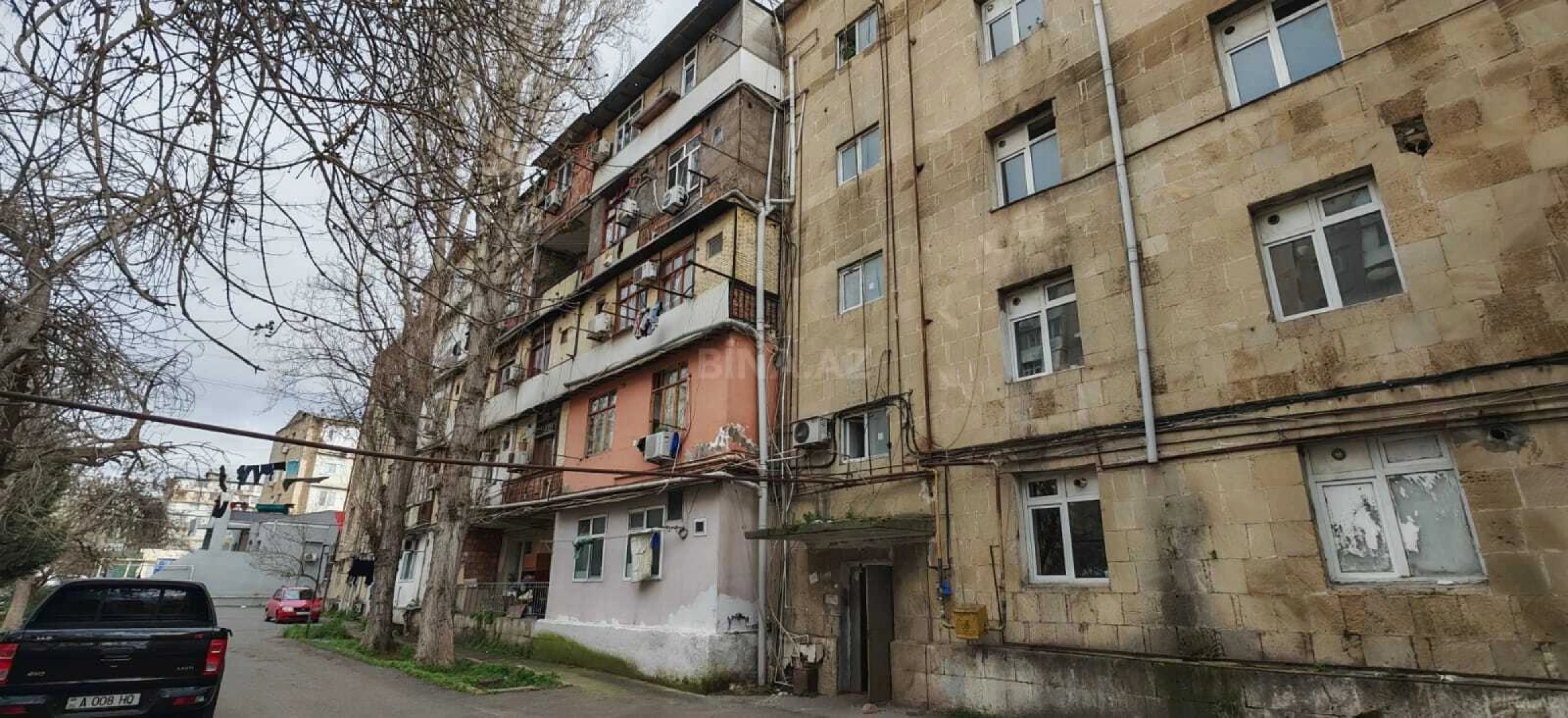 Satılır 2 otaqlı mənzil 30 m²