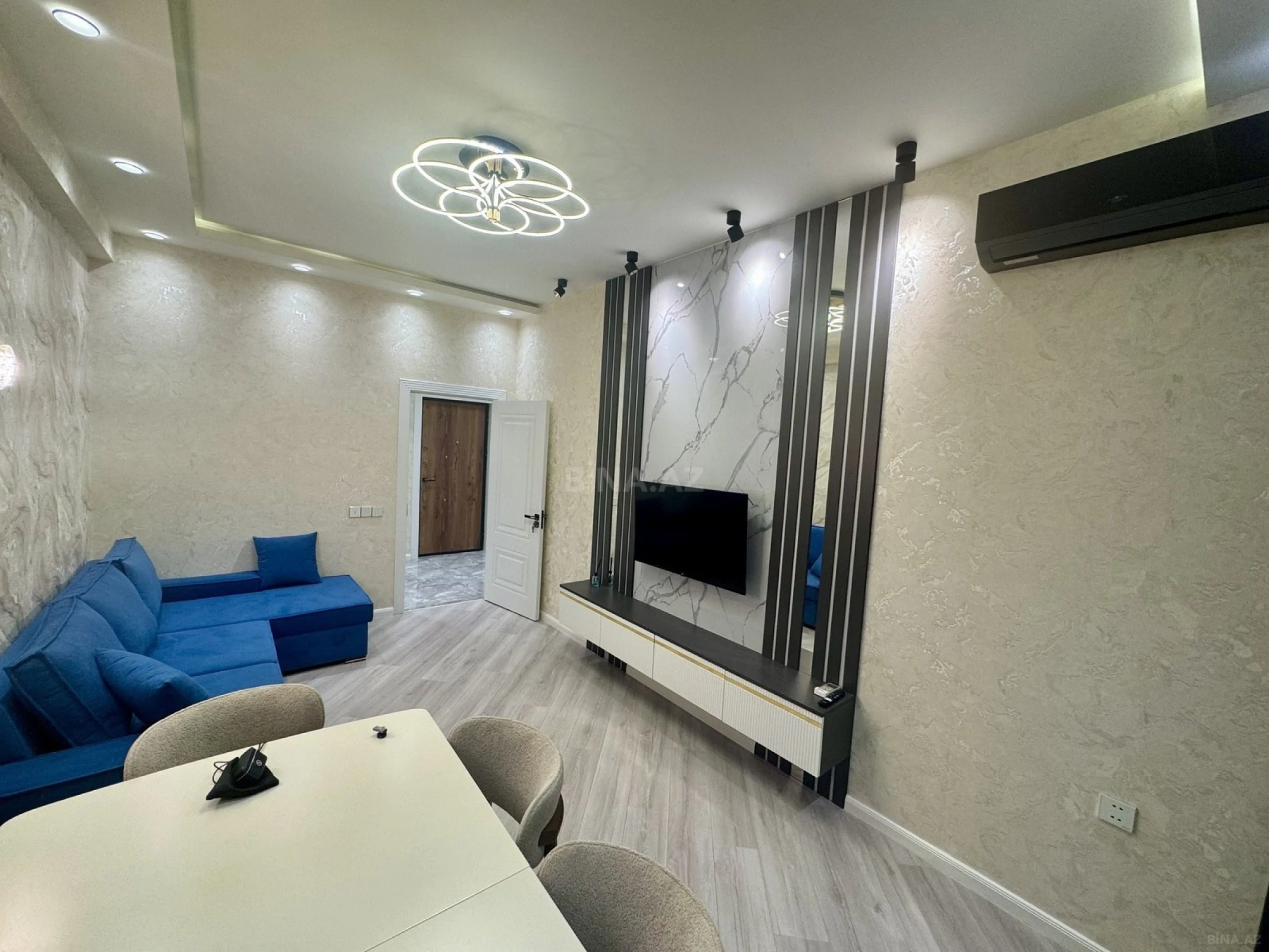 Satılır 2 otaqlı mənzil 53 m²