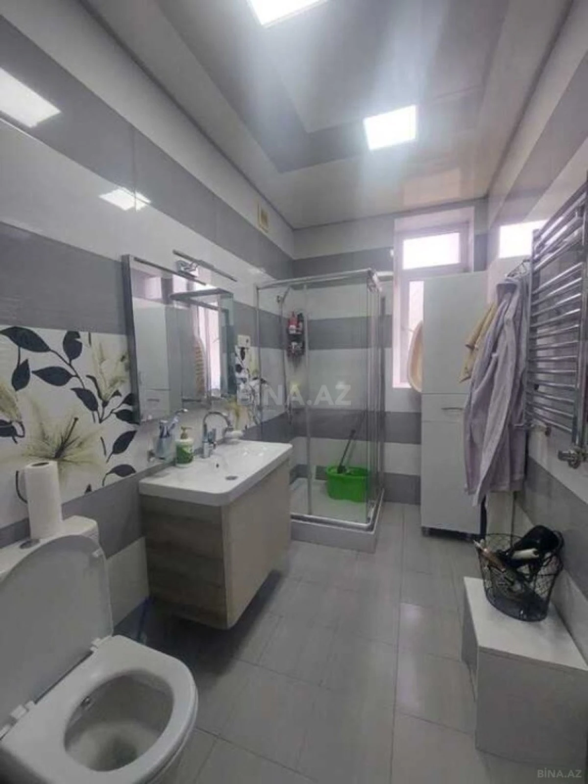 Kirayə verilir 2 otaqlı mənzil 70 m²