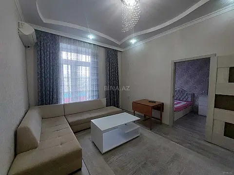 Kirayə verilir 2 otaqlı mənzil 70 m²