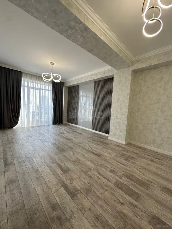 Satılır 2 otaqlı mənzil 80 m²