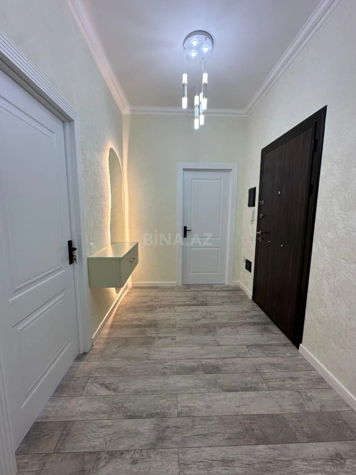 Satılır 2 otaqlı mənzil 80 m²