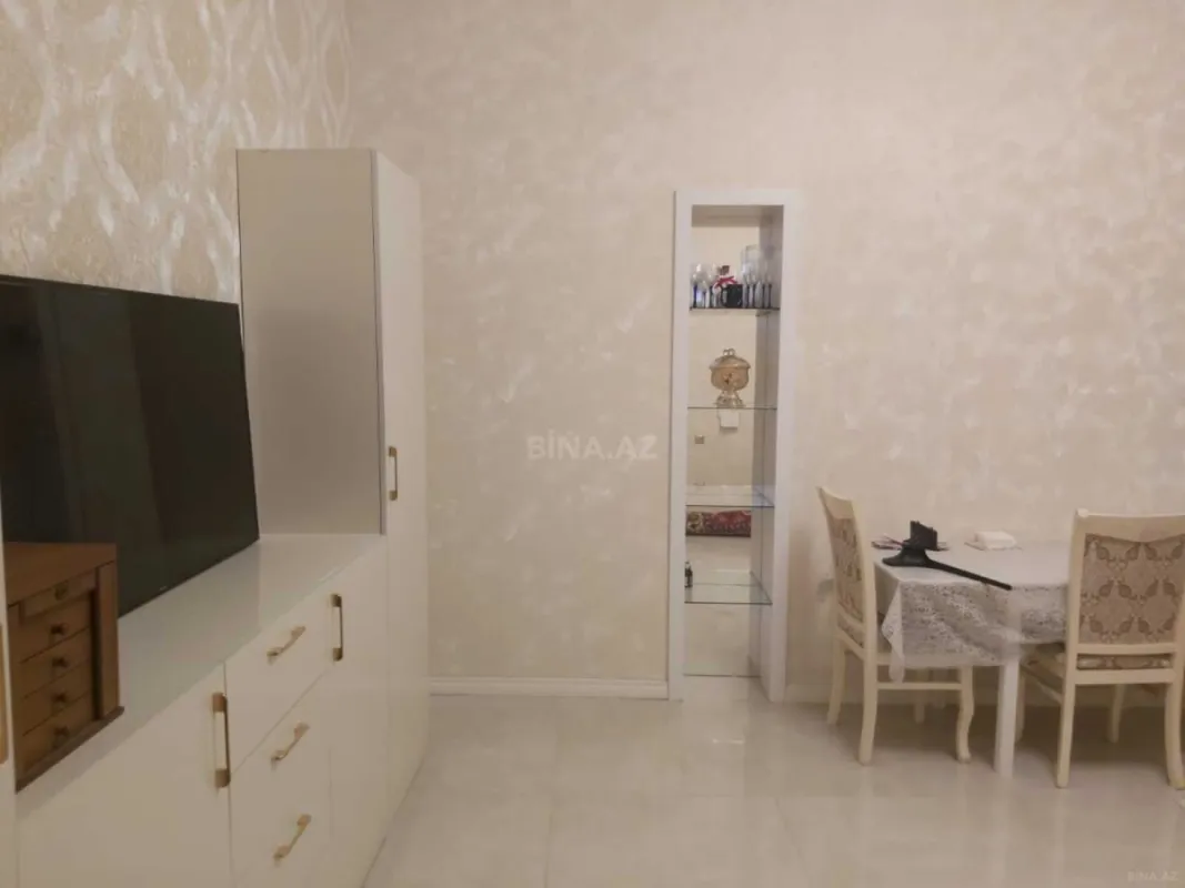 Kirayə verilir 2 otaqlı mənzil 52 m²