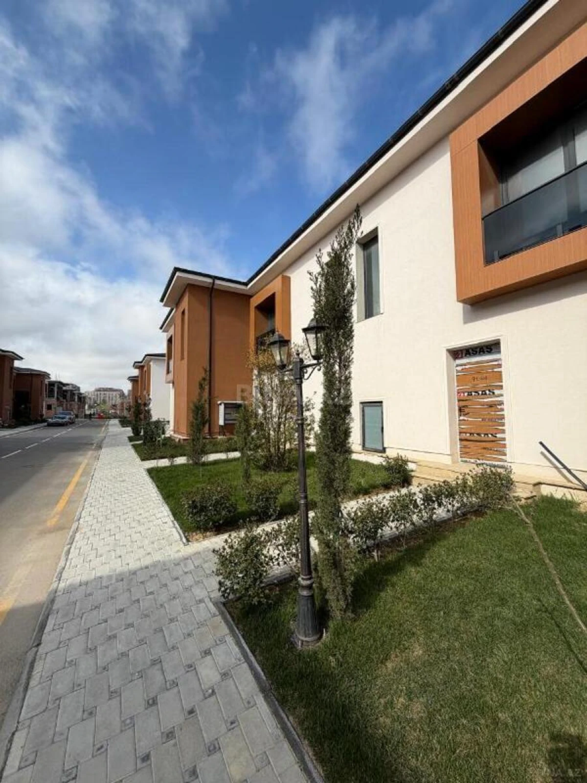 Satılır 3 otaqlı həyət evi 150 m²