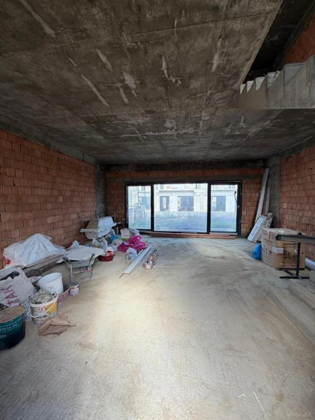 Satılır 3 otaqlı həyət evi 150 m²