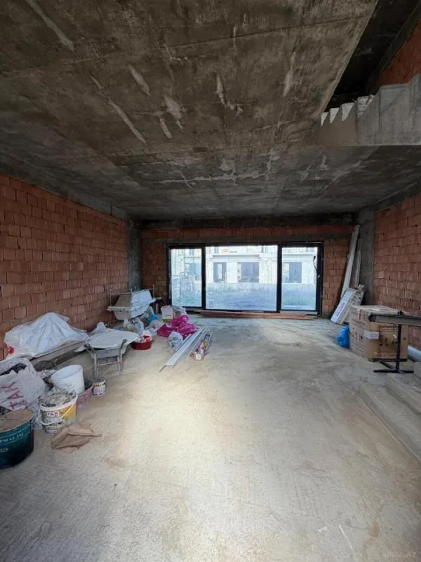 Satılır 3 otaqlı həyət evi 150 m²