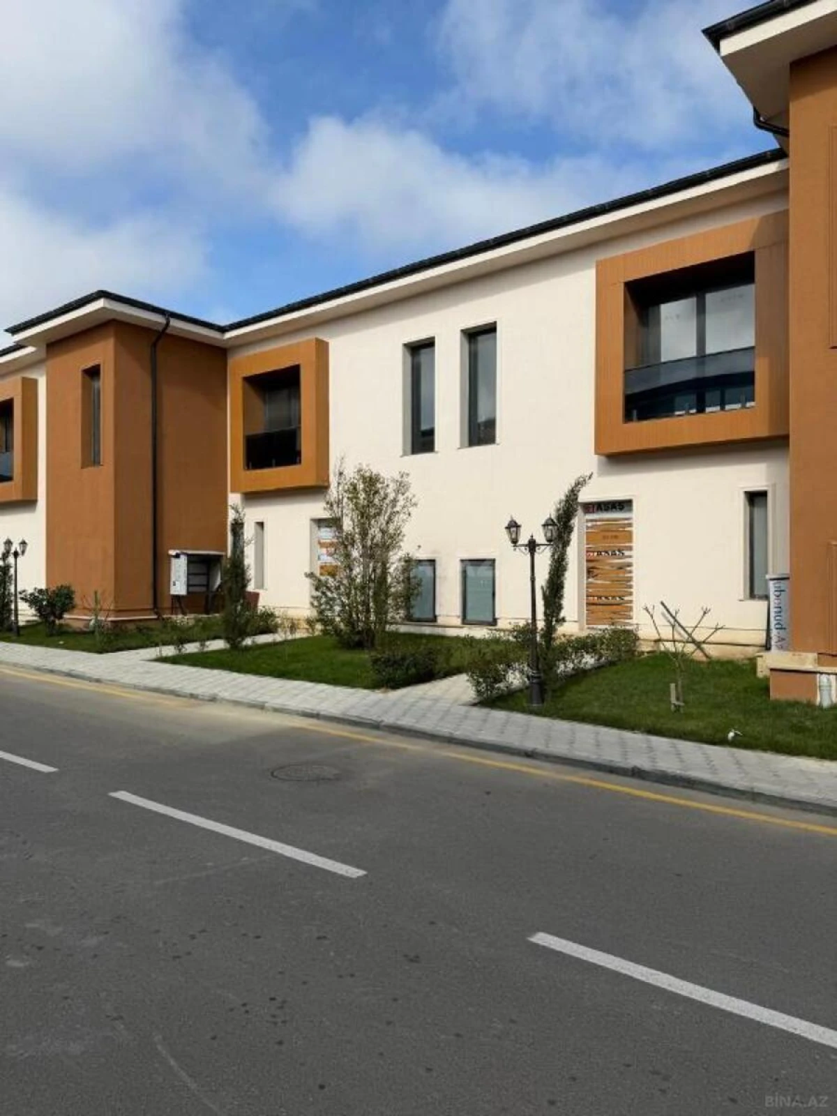 Satılır 3 otaqlı həyət evi 150 m²