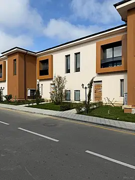 Satılır 3 otaqlı həyət evi 150 m²
