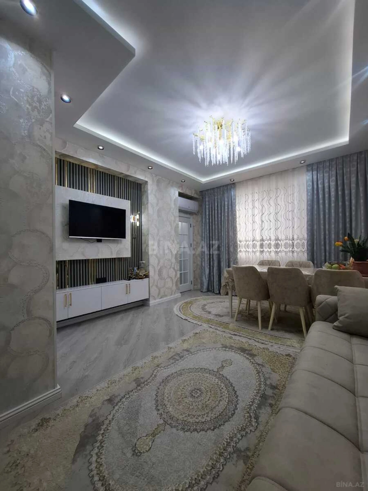 Satılır 2 otaqlı mənzil 65 m²