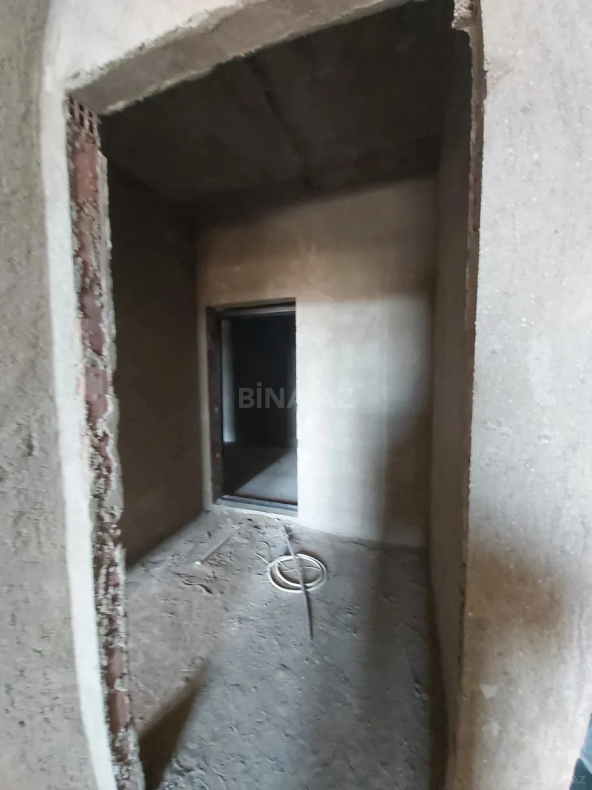 Satılır 2 otaqlı mənzil 58 m²