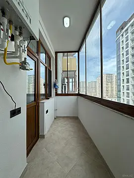 Satılır 4 otaqlı mənzil 236 m²