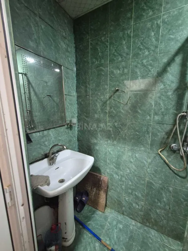 Kirayə verilir 2 otaqlı mənzil 30 m²