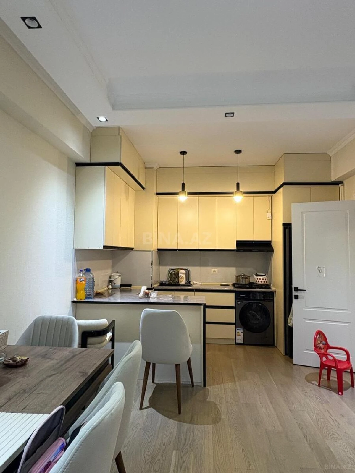 Satılır 2 otaqlı mənzil 49 m²