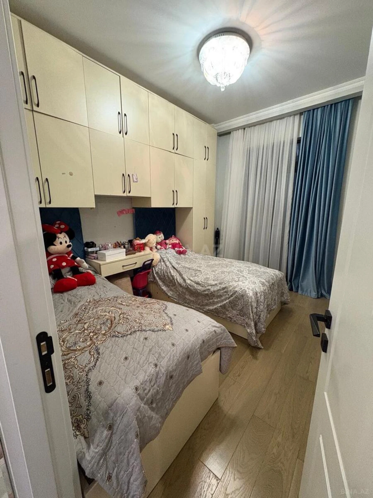 Satılır 2 otaqlı mənzil 49 m²