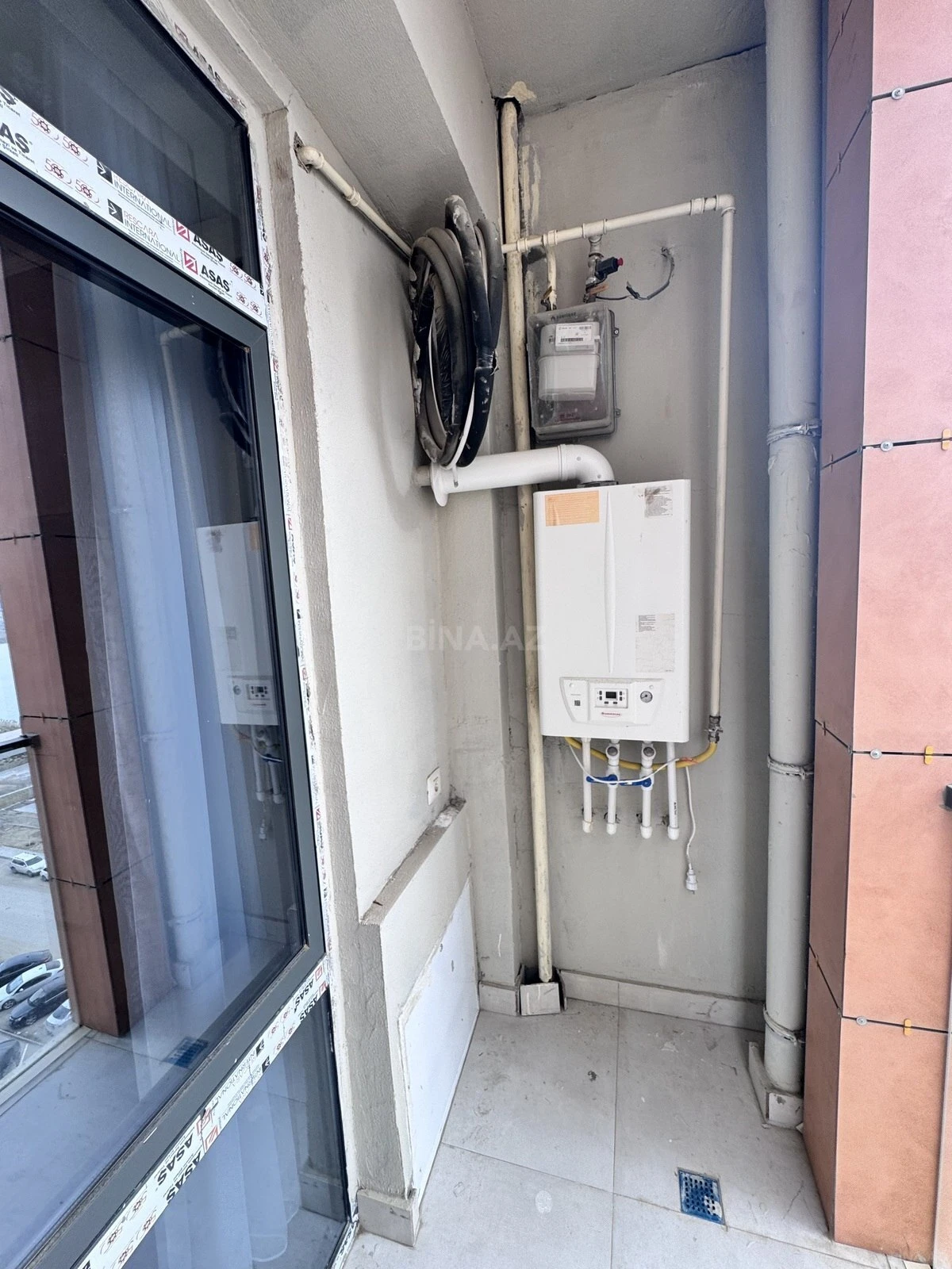 Satılır 2 otaqlı mənzil 49 m²