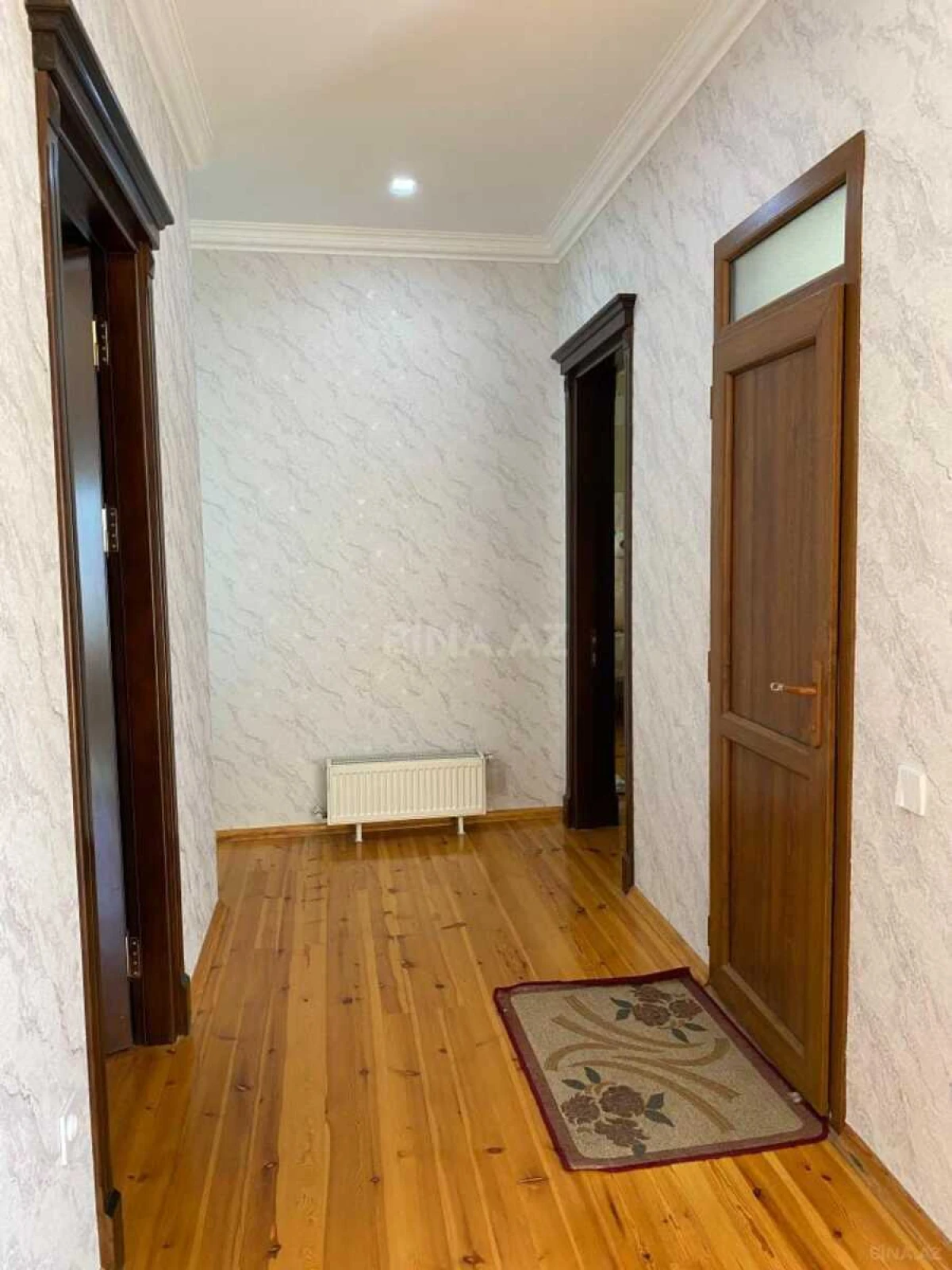 Satılır 5 otaqlı həyət evi 290 m²