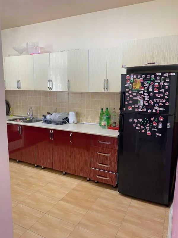 Satılır 5 otaqlı həyət evi 290 m²
