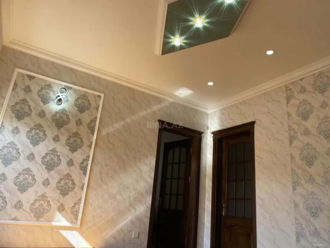 Satılır 5 otaqlı həyət evi 290 m²