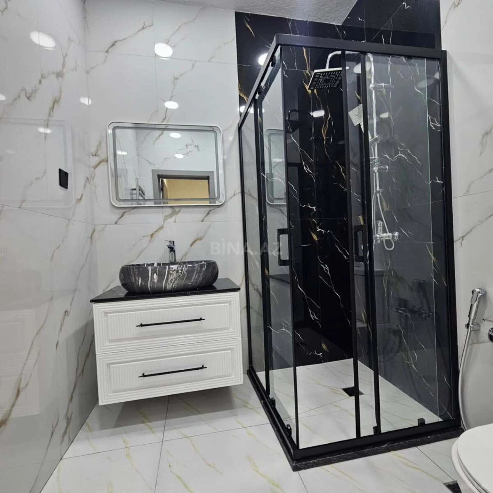 Satılır 4 otaqlı həyət evi 150 m²