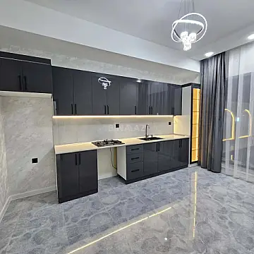 Satılır 4 otaqlı həyət evi 150 m²