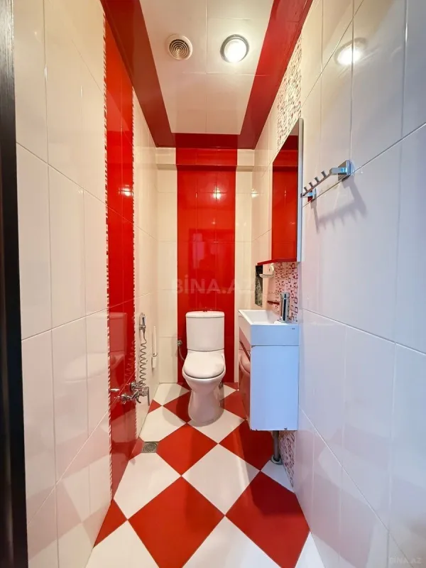Satılır 2 otaqlı mənzil 76 m²