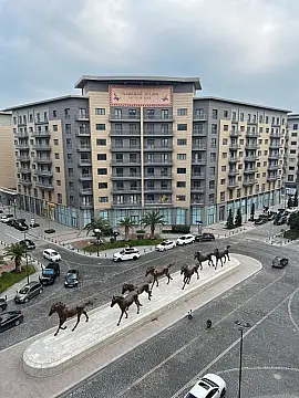 Satılır 4 otaqlı mənzil 135 m² — Bakı 4 otaq 135.00 m²
