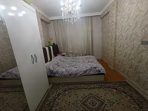 Satılır 2 otaqlı mənzil 76 m²