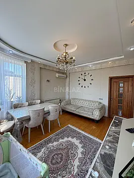 Satılır 3 otaqlı mənzil 110 m² — Bakı, İnşaatçılar 3 otaq 110.00 m²
