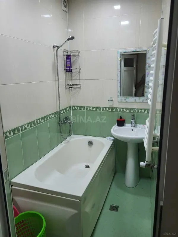Kirayə verilir 2 otaqlı mənzil 70 m²