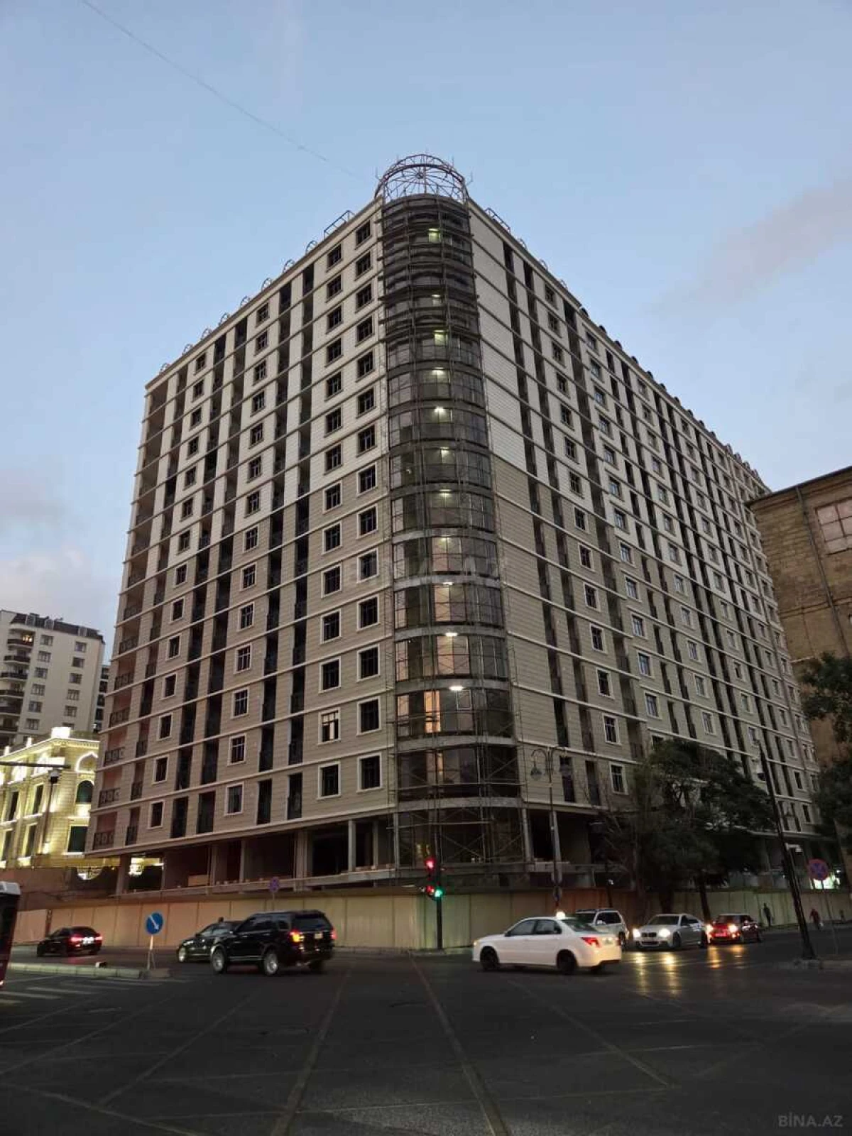 Satılır 2 otaqlı mənzil 72 m²