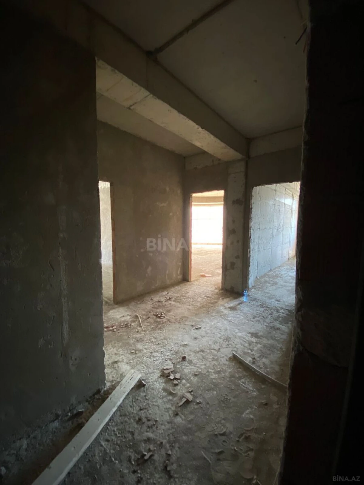 Satılır 2 otaqlı mənzil 72 m²
