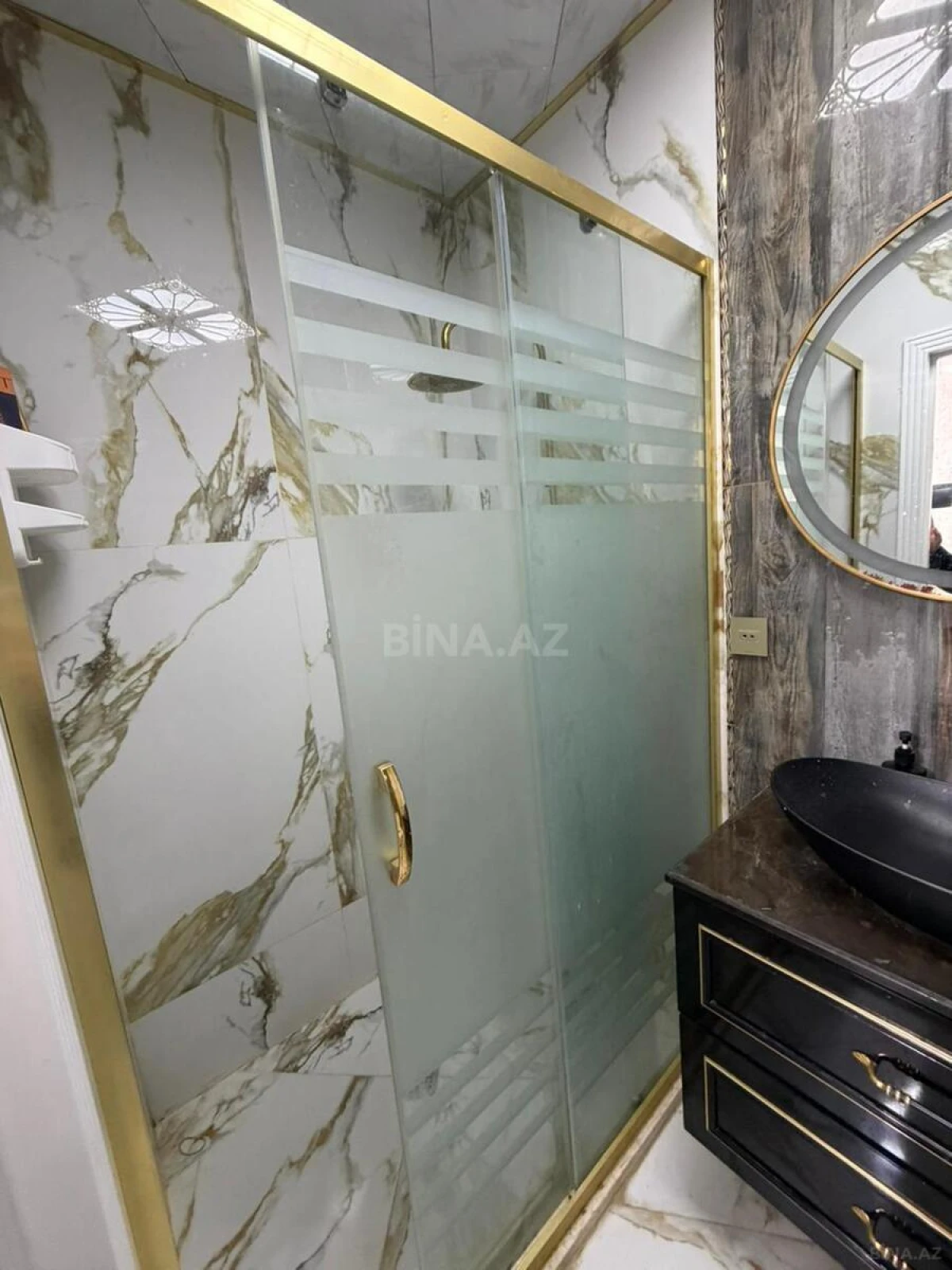 Kirayə verilir 2 otaqlı mənzil 70 m²