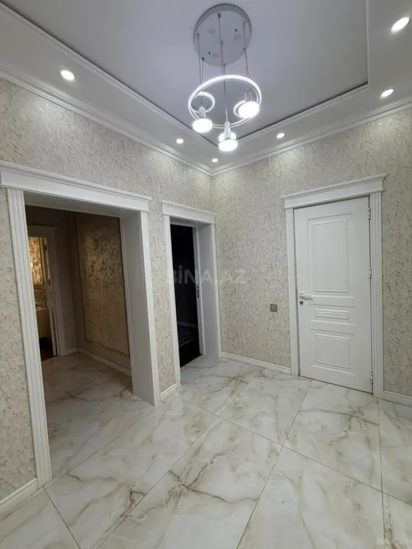 Kirayə verilir 2 otaqlı mənzil 70 m²