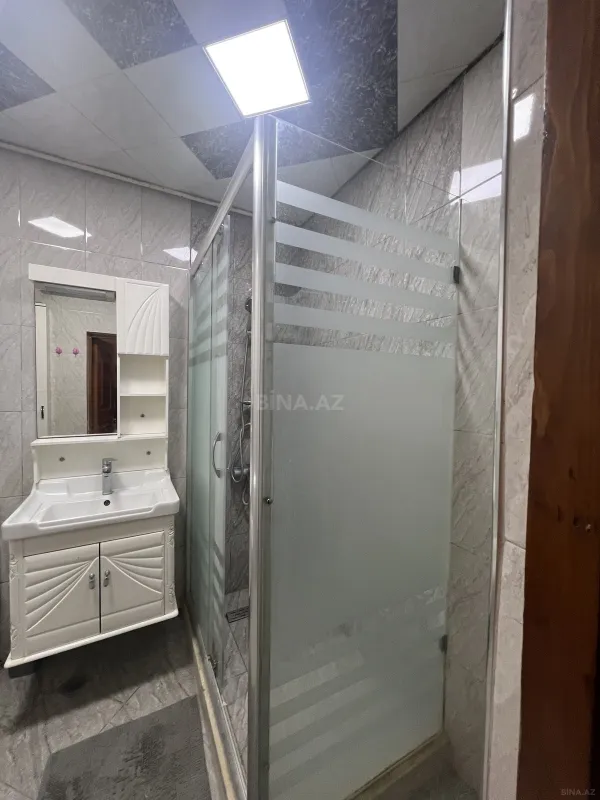 Kirayə verilir 2 otaqlı mənzil 45 m²