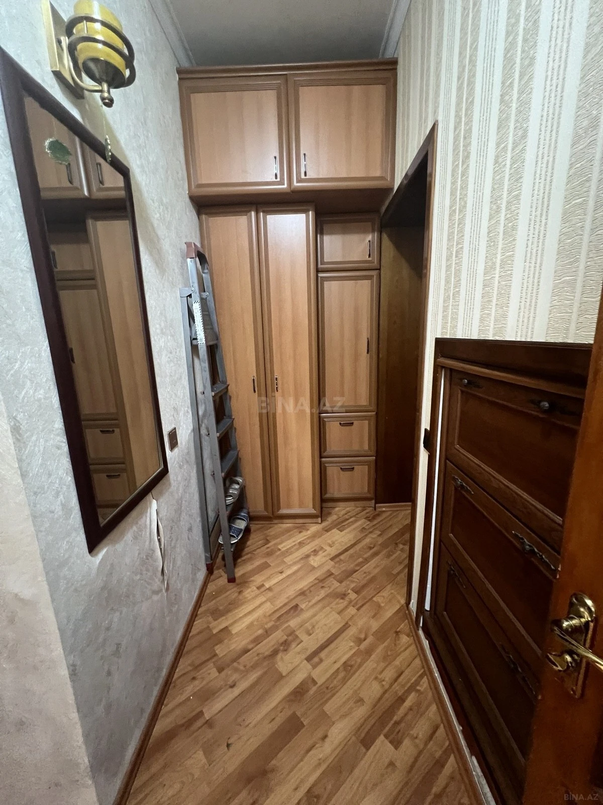 Kirayə verilir 2 otaqlı mənzil 45 m²