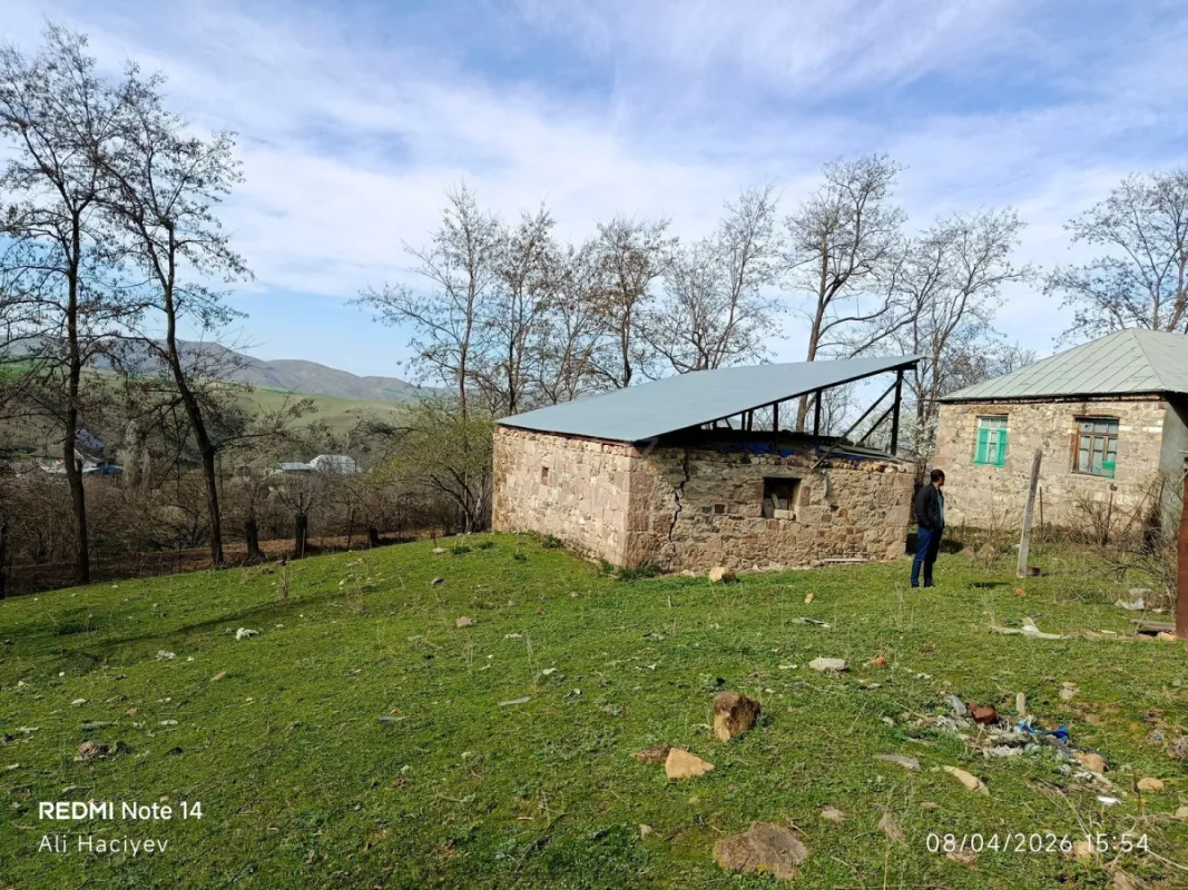 Satılır 4 otaqlı həyət evi 80 m²