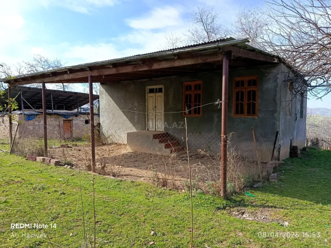 Satılır 4 otaqlı həyət evi 80 m²