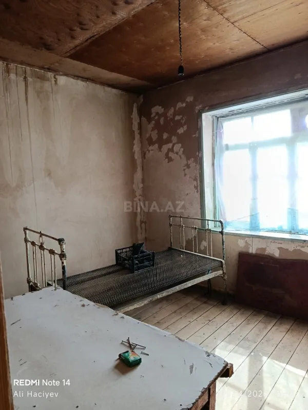 Satılır 4 otaqlı həyət evi 80 m²