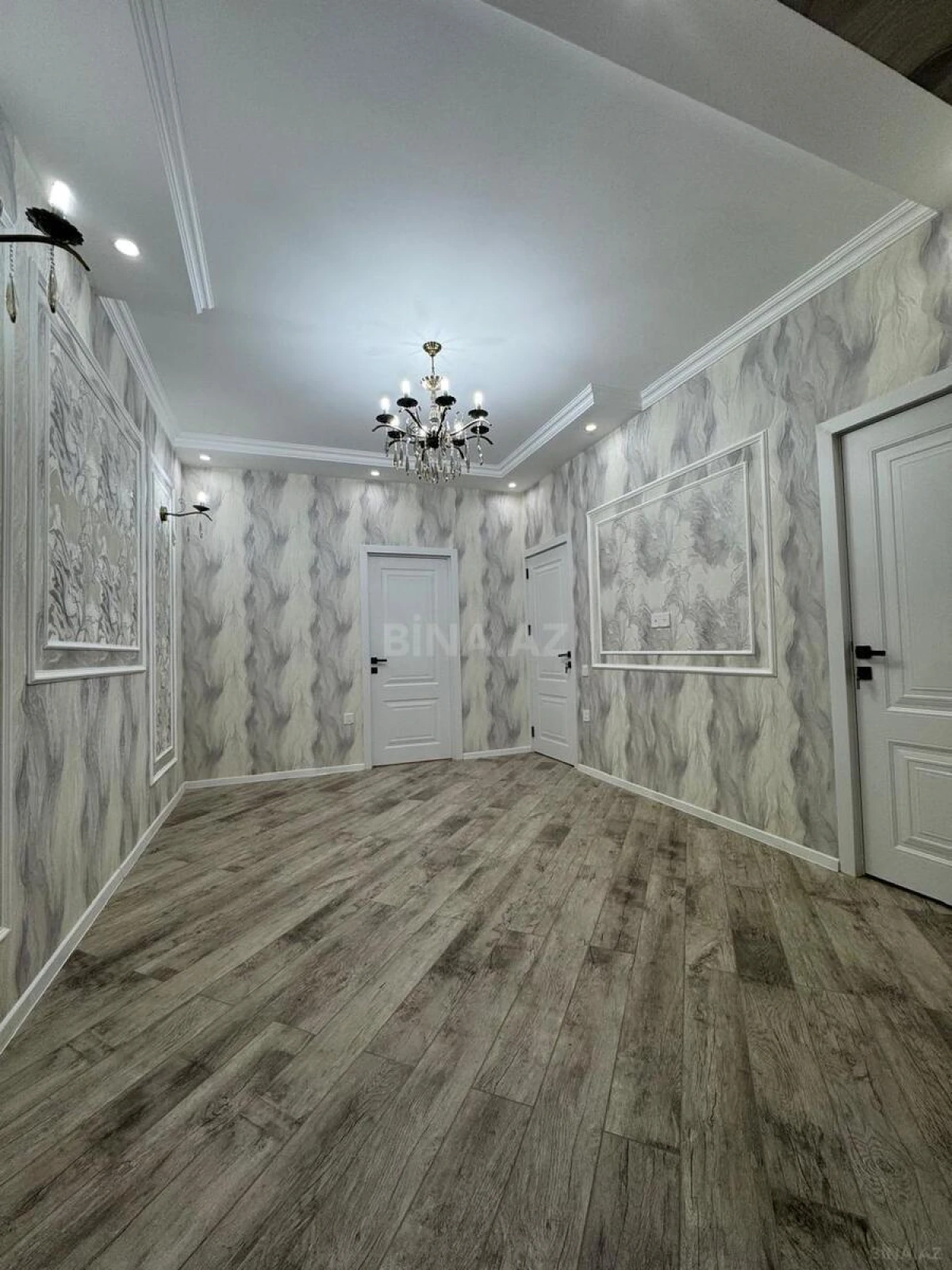 Satılır 2 otaqlı mənzil 55 m²