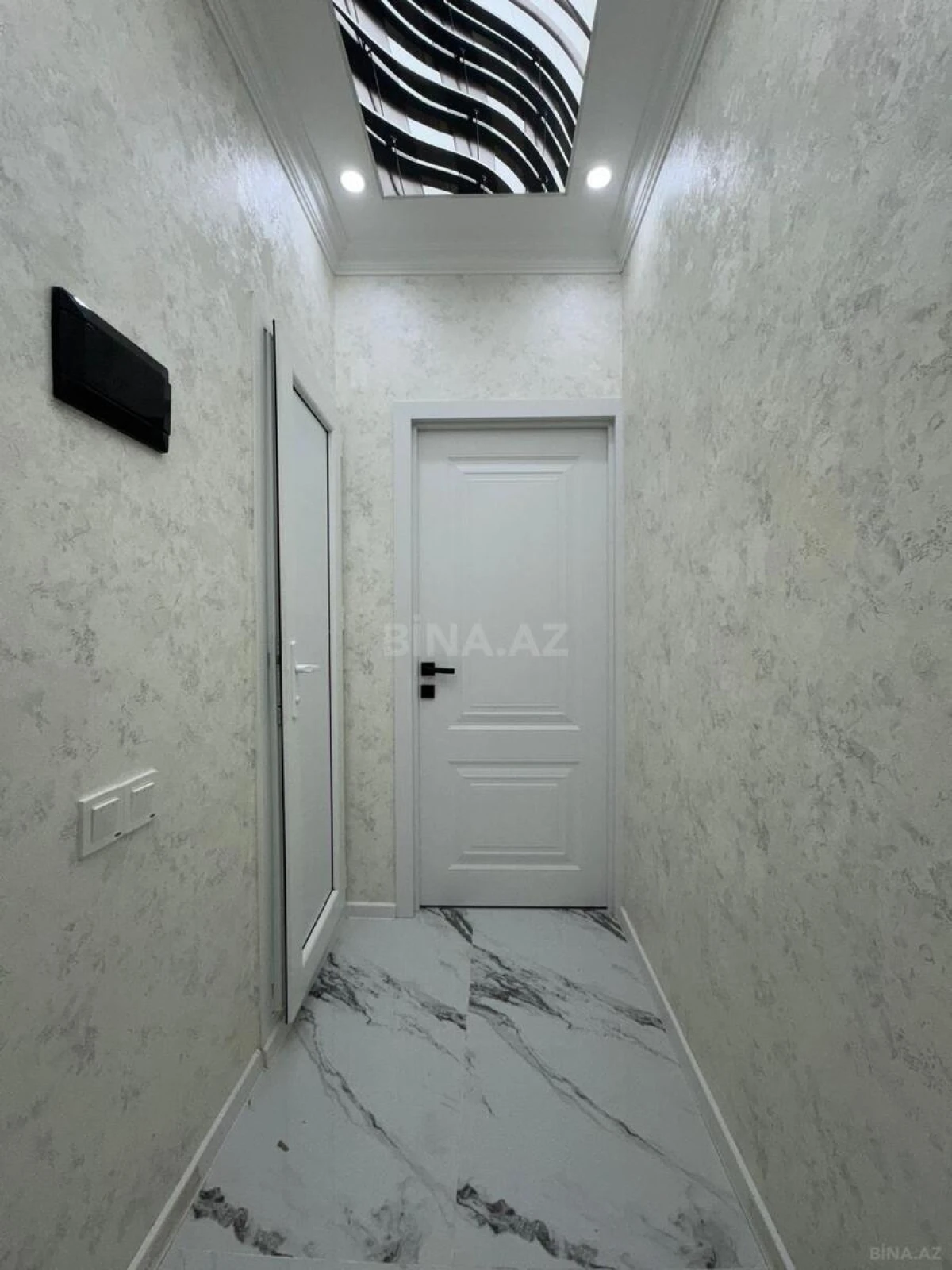 Satılır 2 otaqlı mənzil 55 m²