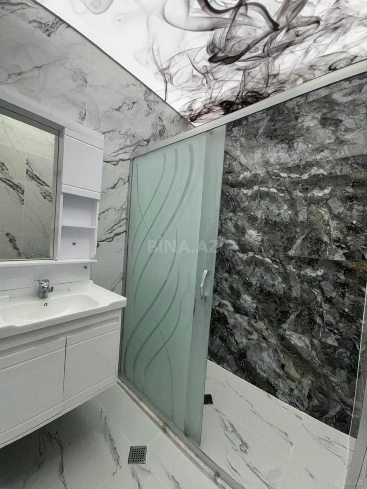 Satılır 2 otaqlı mənzil 55 m²