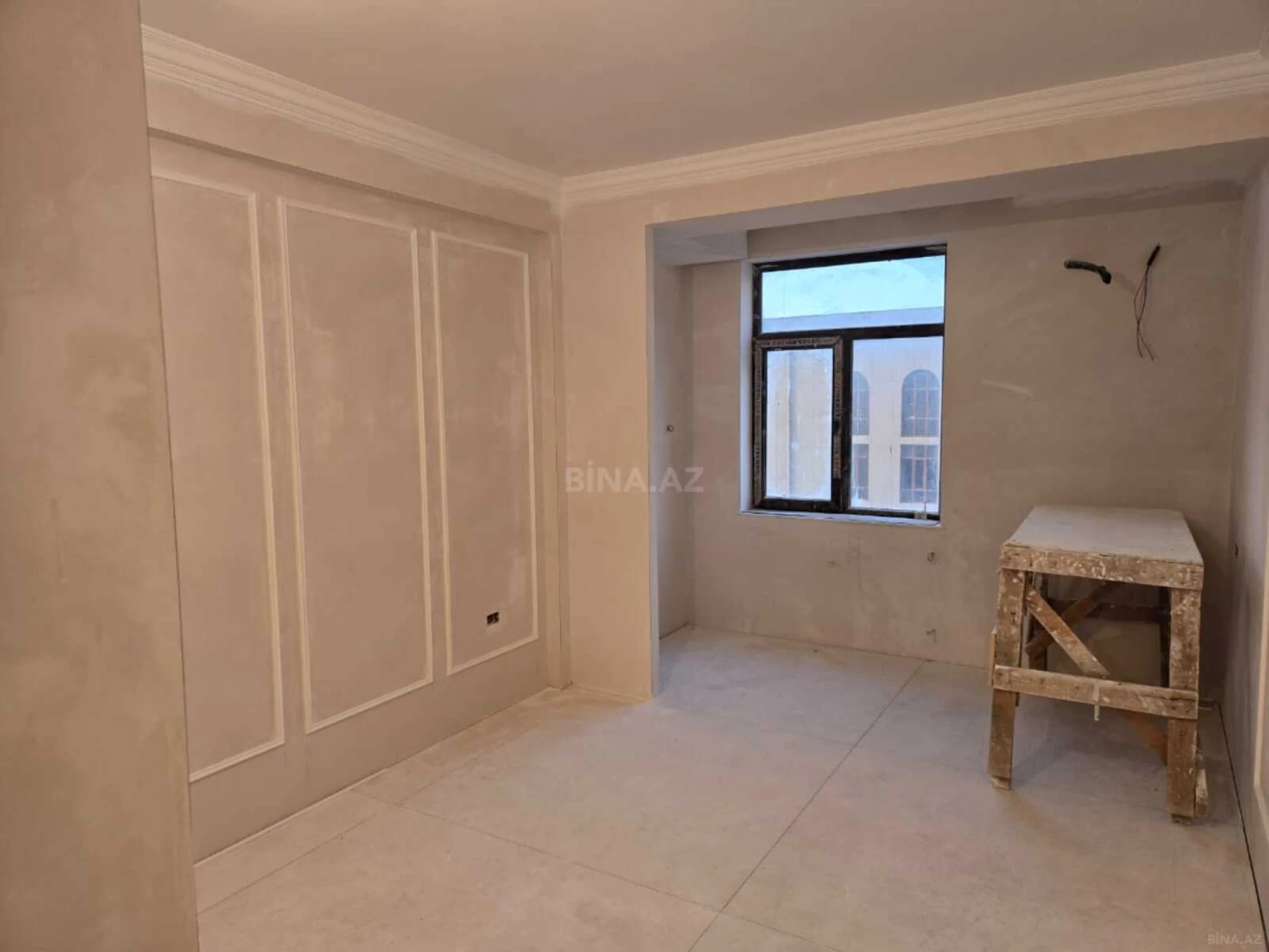 Satılır 3 otaqlı mənzil 138 m²