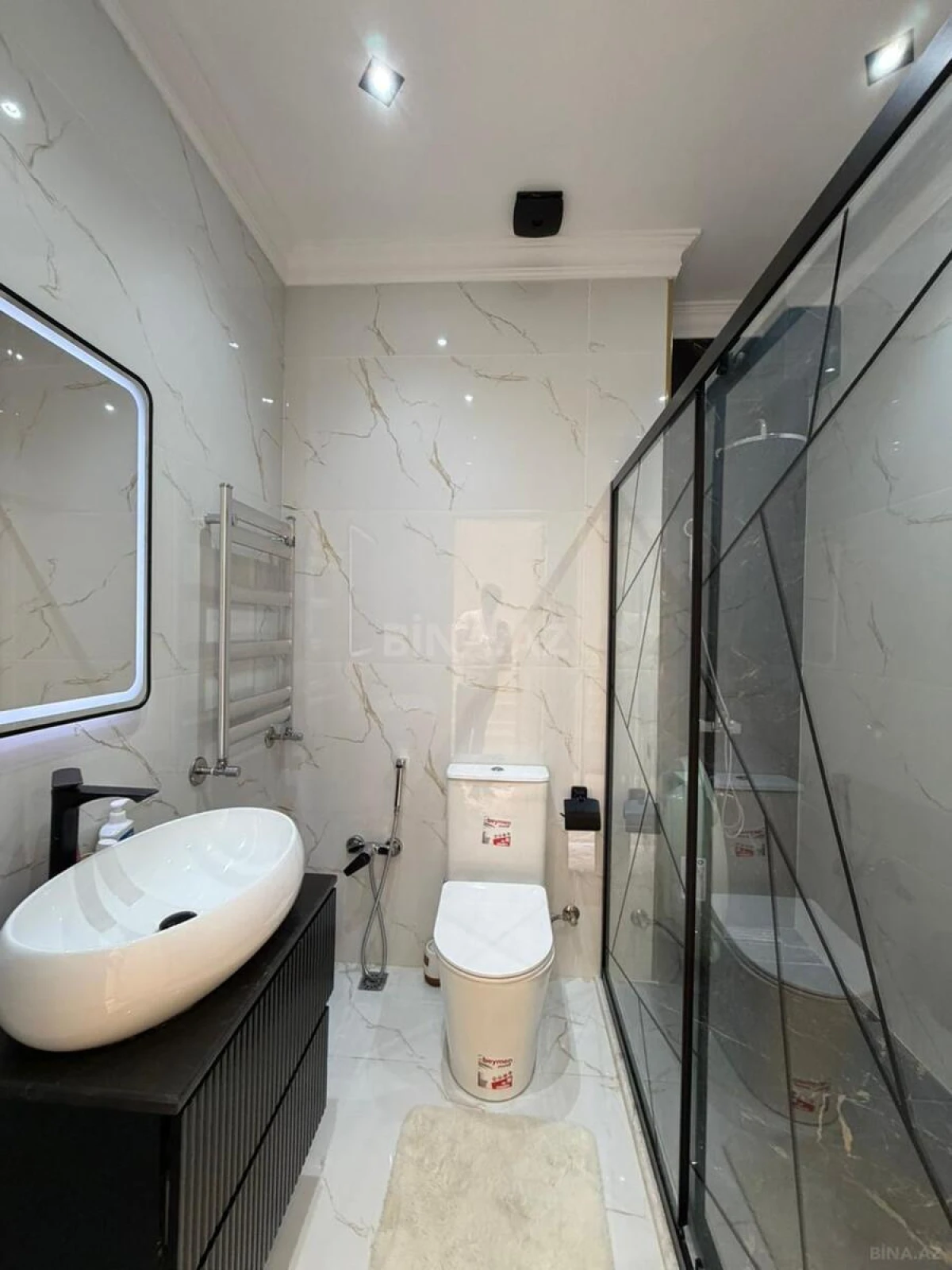 Satılır 4 otaqlı mənzil 153 m²